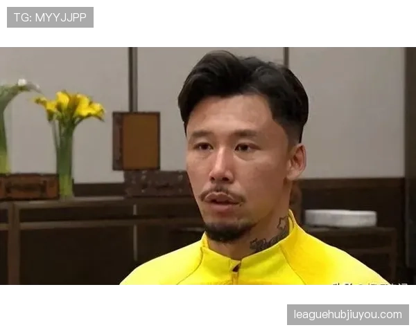 张琳芃这训练完直接去接娃的穿搭，谁信他年薪千万啊